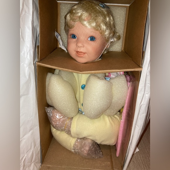 NEW “TUB TIME WITH TWEETY”  #93024 ASHTON-DRAKE ORIGINAL BOX & COA - Picture 9 of 16